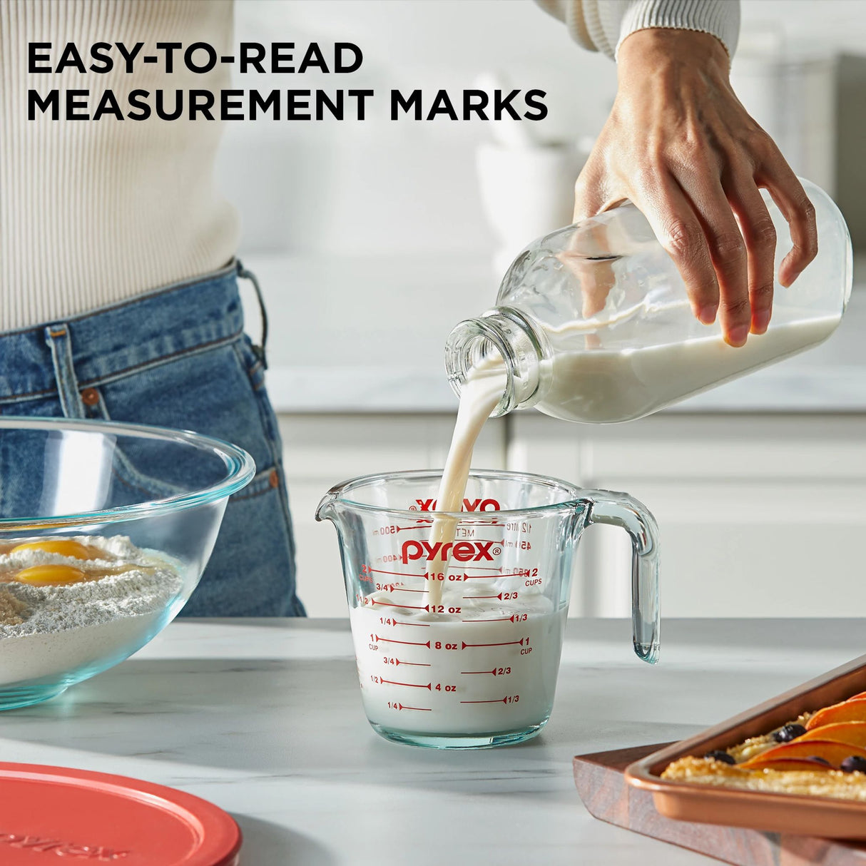 Smart Essentials Glass Prep Set showing milk milk being poured in cup & text easy to read measurements